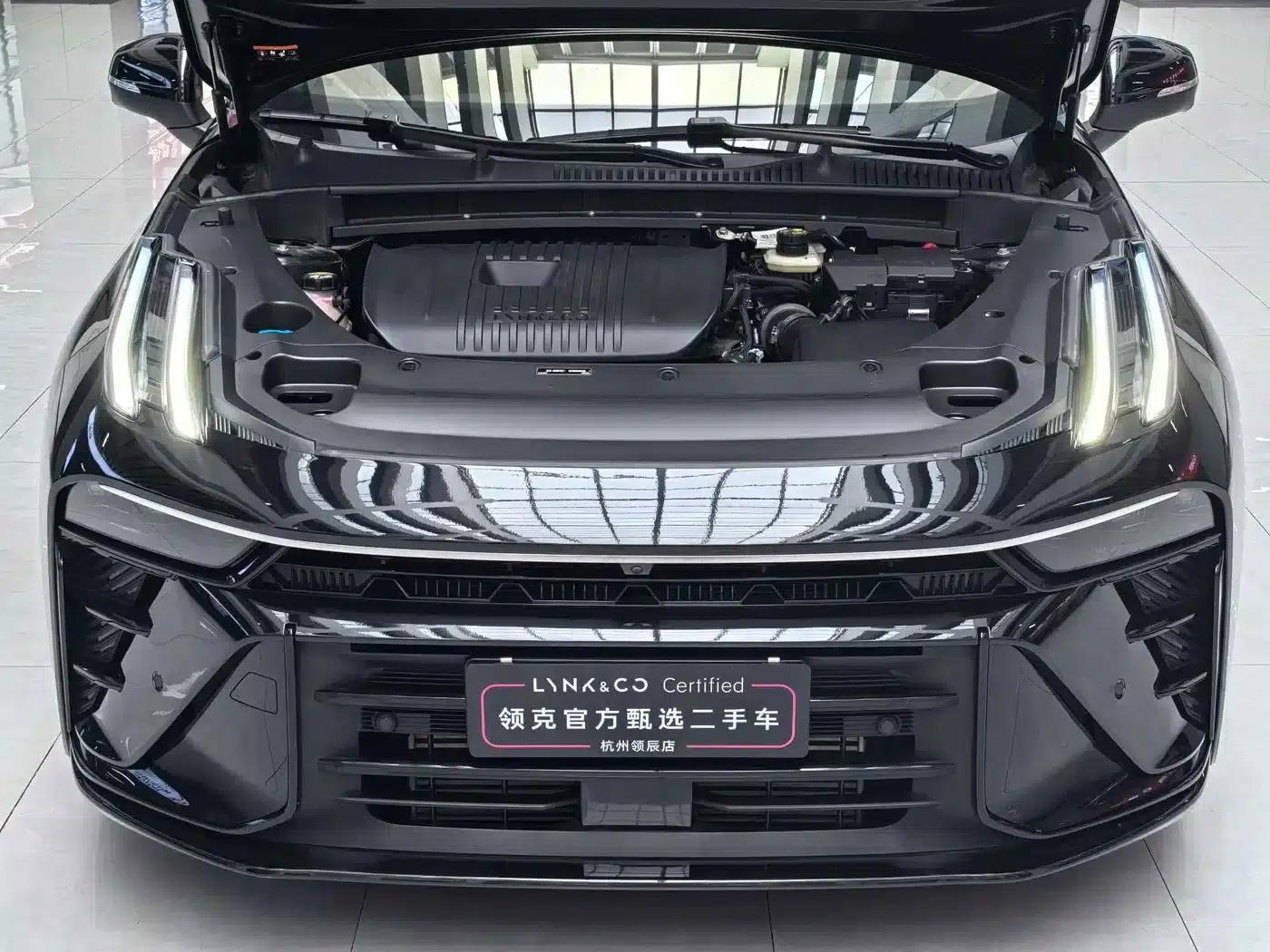 Lynk & Co 03 2025 2.0TD DCT Champion Edition Pro — миниатюра 4
