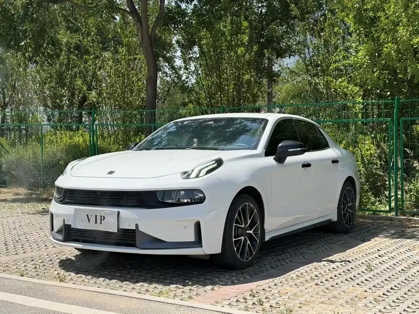 Lynk & Co 03 2021 1.5TD DCT Champion Edition — миниатюра 1