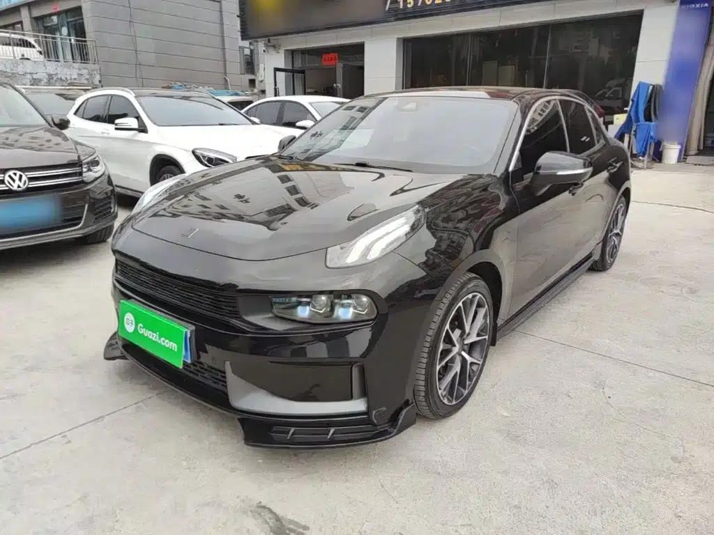 Lynk & Co 03 2021 1.5TD DCT Champion Edition — миниатюра 1