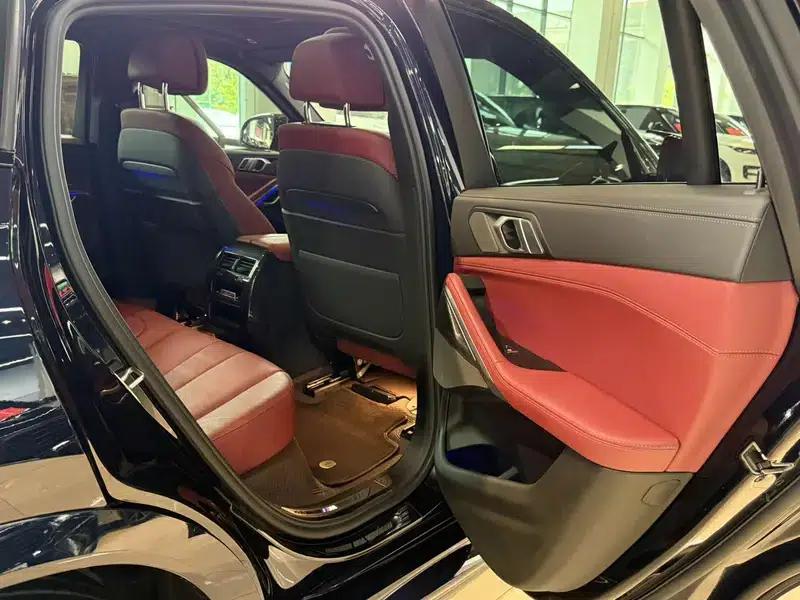BMW X6 2021 xDrive40i Luxury M Sport Package — миниатюра 25