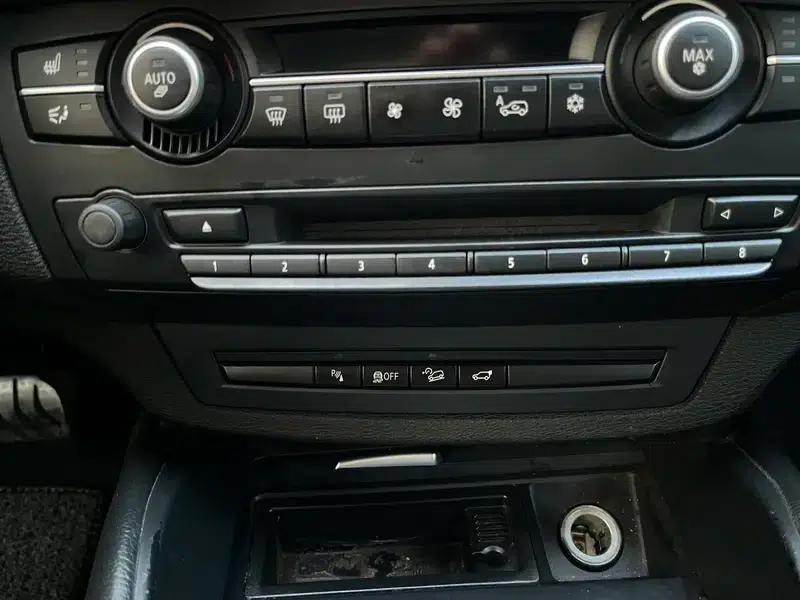 2011 BMW X6 xDrive35i 5-seater — миниатюра 8