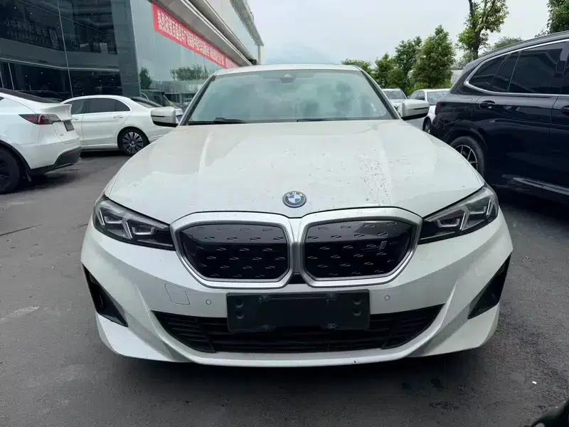 BMW i3 2023 eDrive35L — миниатюра 2
