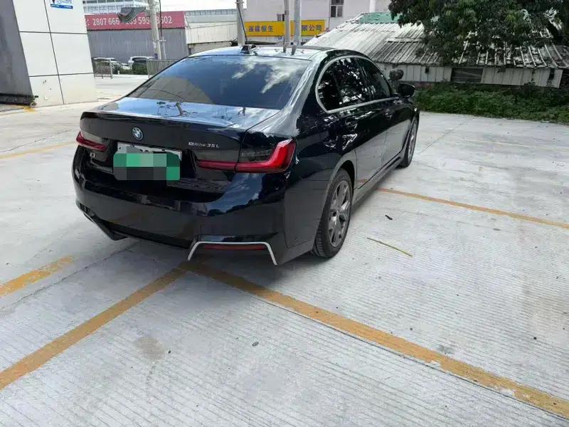 BMW i3 2022 eDrive35L — миниатюра 6