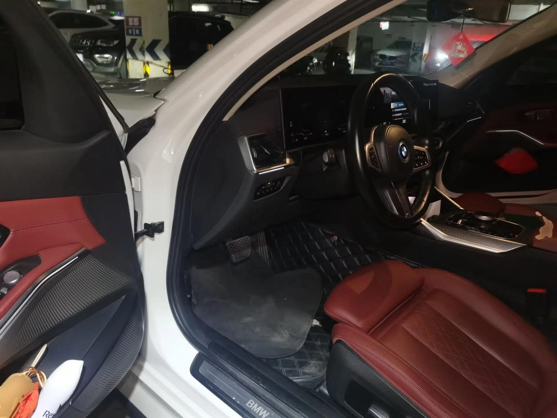 BMW i3 2022 eDrive 35 L — миниатюра 16