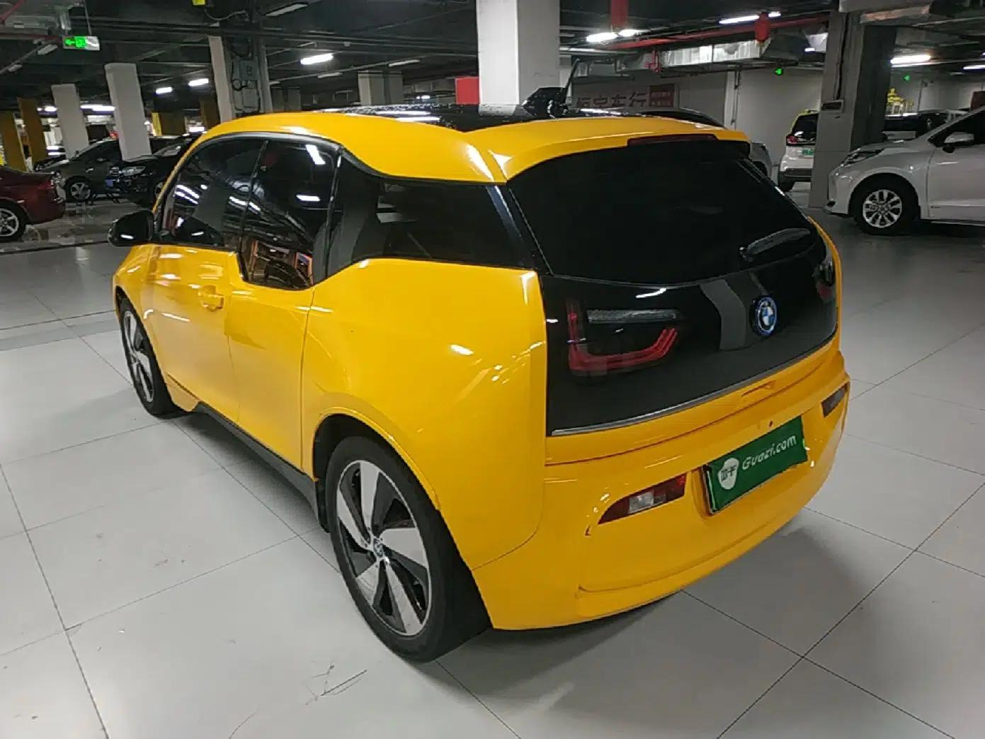 BMW i3 2019 Fast Charging Edition — миниатюра 13