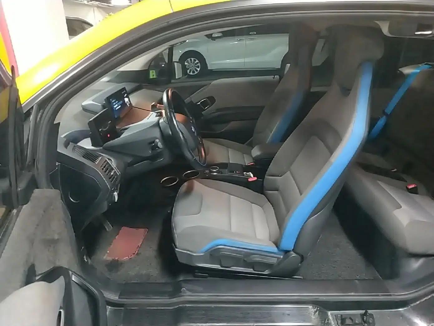 BMW i3 2019 Fast Charging Edition — миниатюра 22