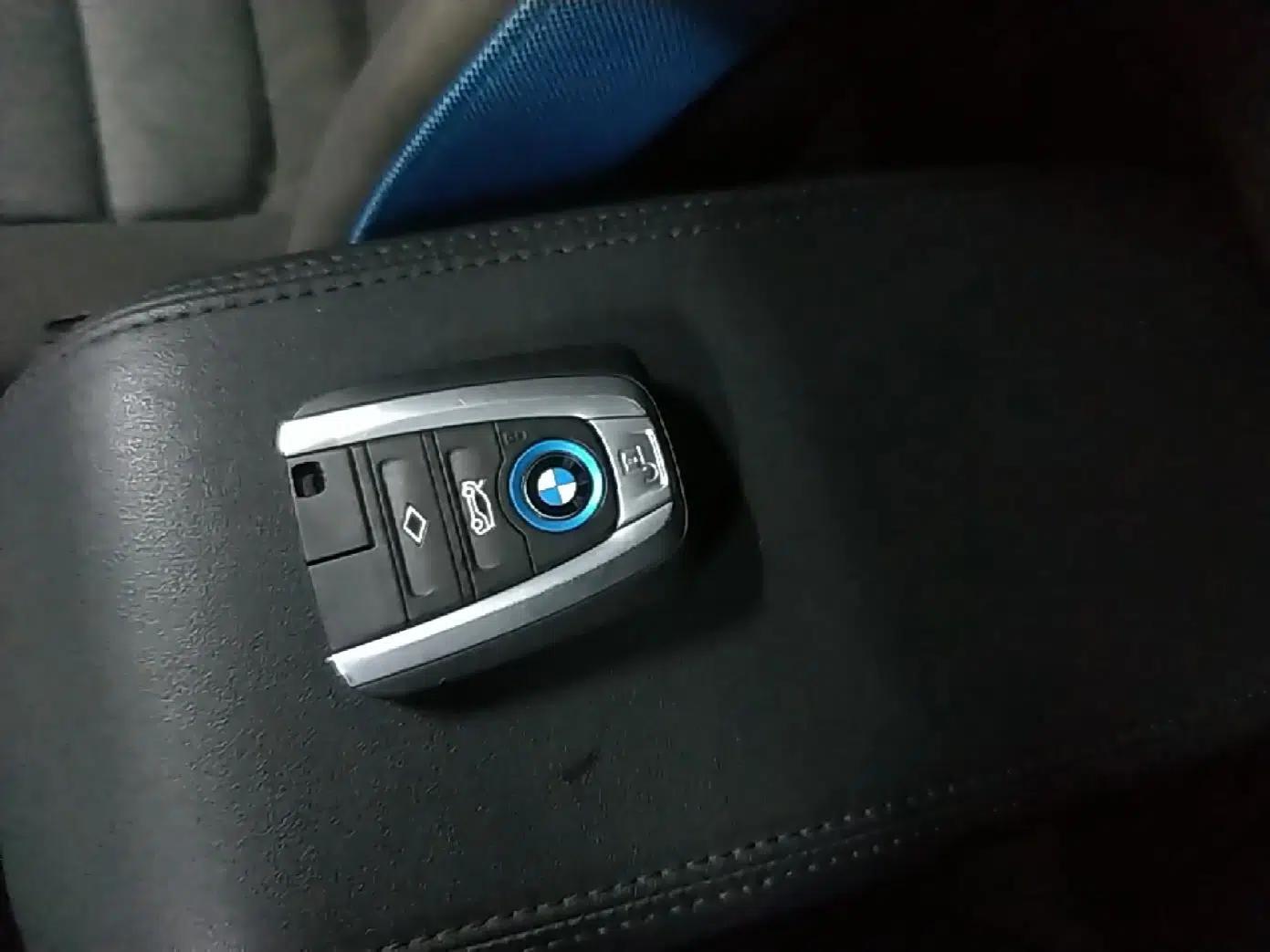 BMW i3 2019 Fast Charging Edition — миниатюра 28