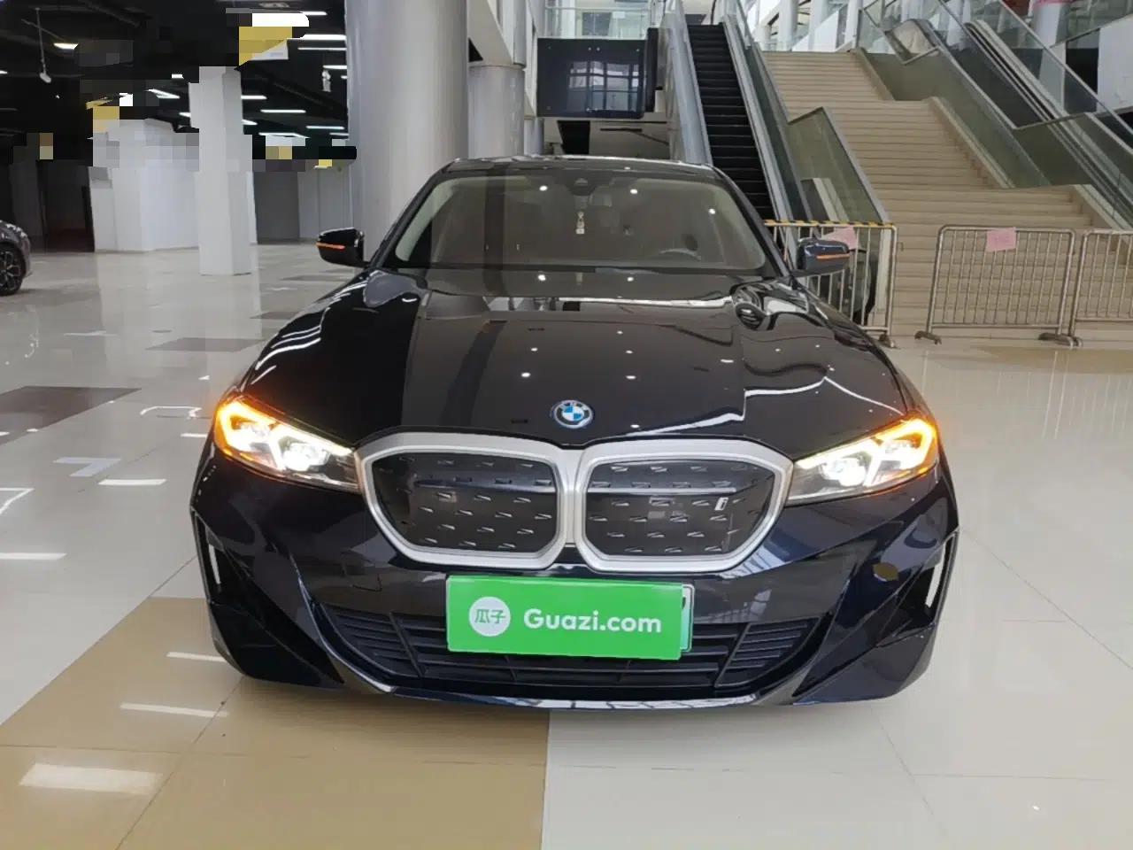 BMW i3 2022 eDrive 35 L — миниатюра 2