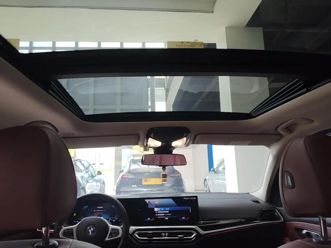 BMW i3 2022 eDrive 35 L — миниатюра 21