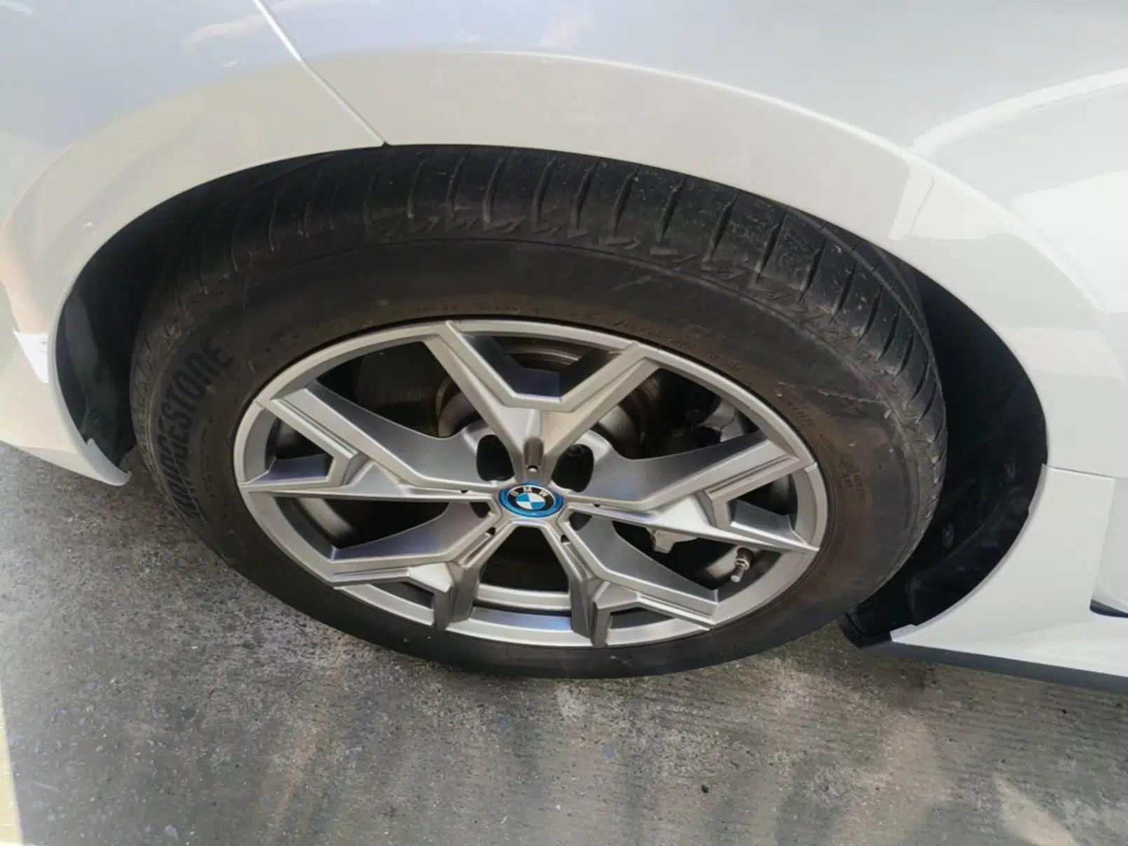 BMW i3 2024 eDrive 35 L — миниатюра 10