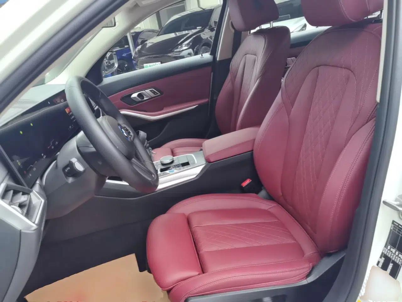 BMW i3 2022 eDrive 35 L — миниатюра 17