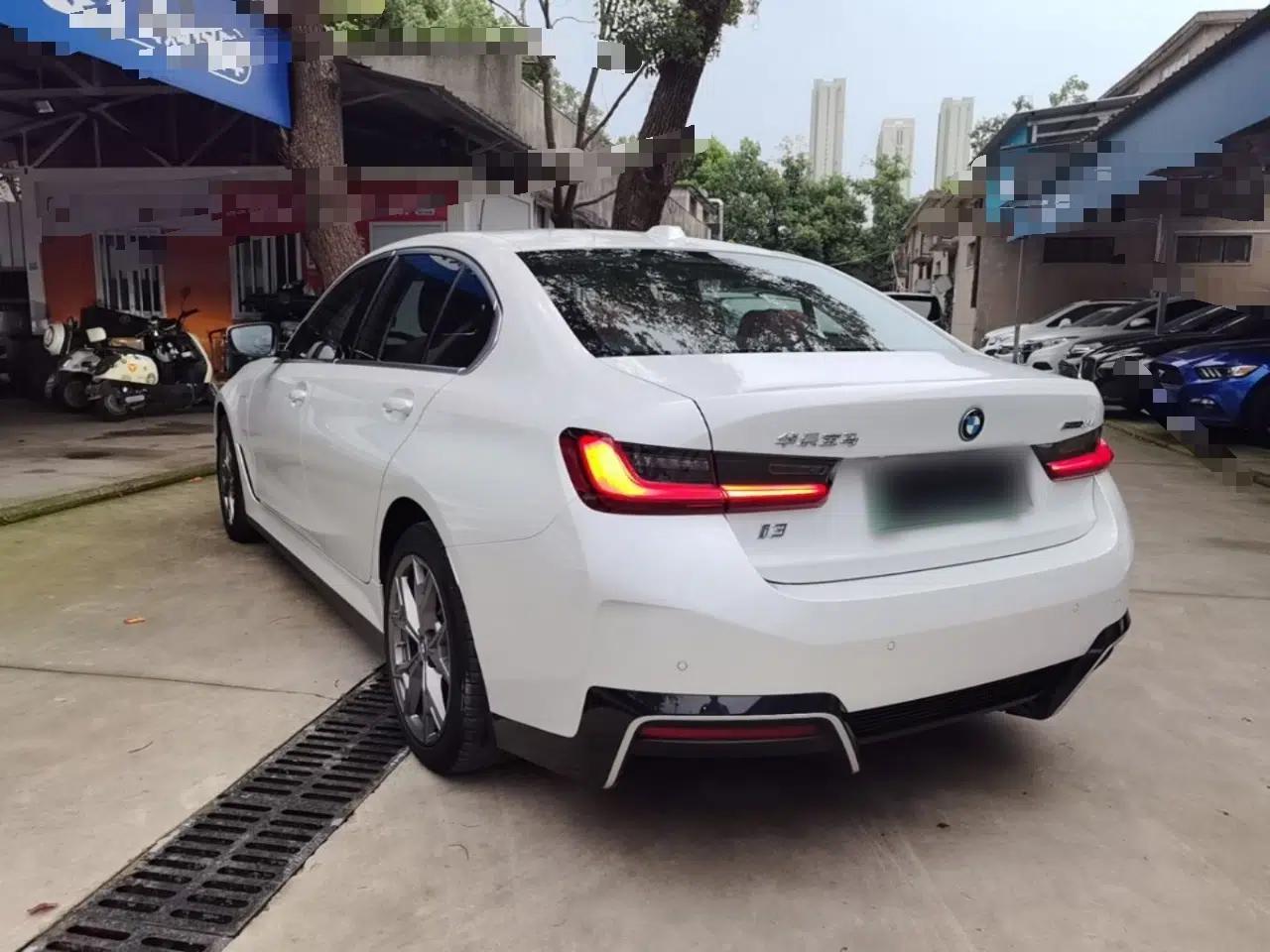 BMW i3 2022 eDrive 35 L — миниатюра 4