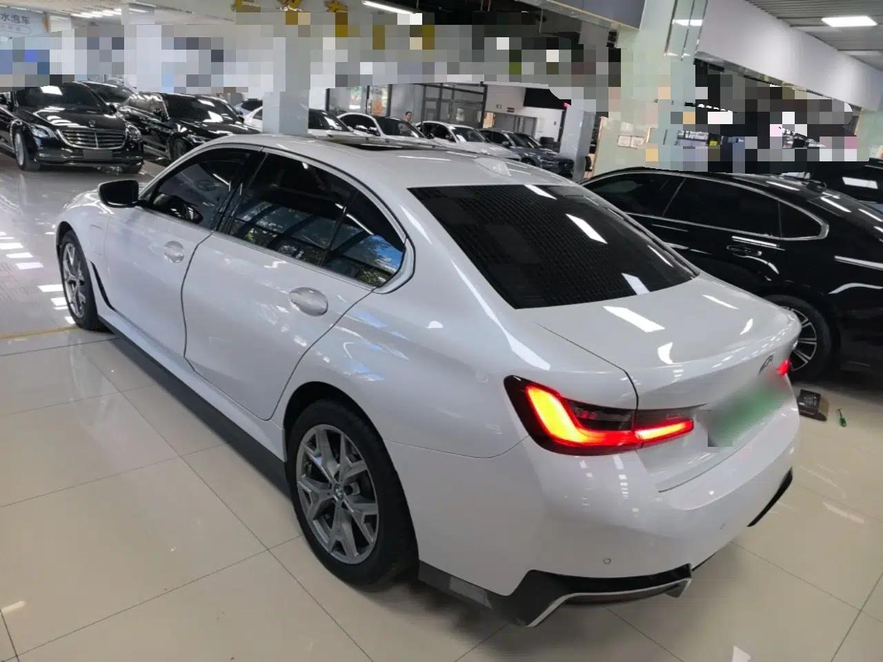BMW i3 2024 eDrive 35 L — миниатюра 4