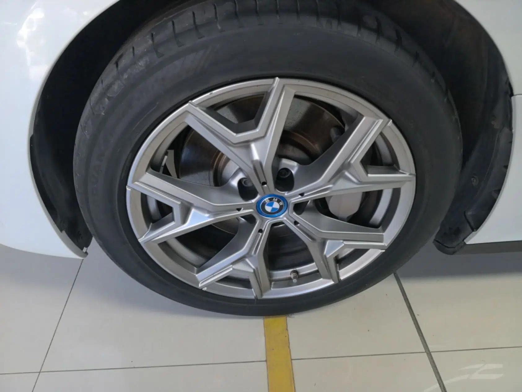 BMW i3 2024 eDrive 35 L — миниатюра 10