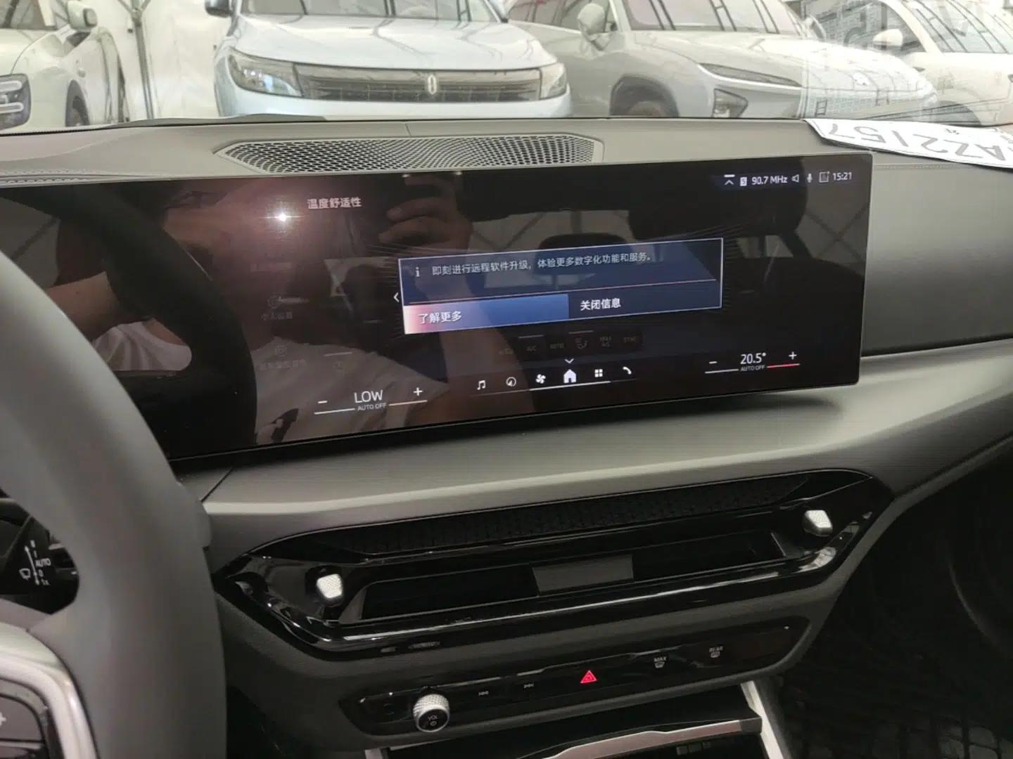 BMW i3 2025 eDrive 35 L — миниатюра 15