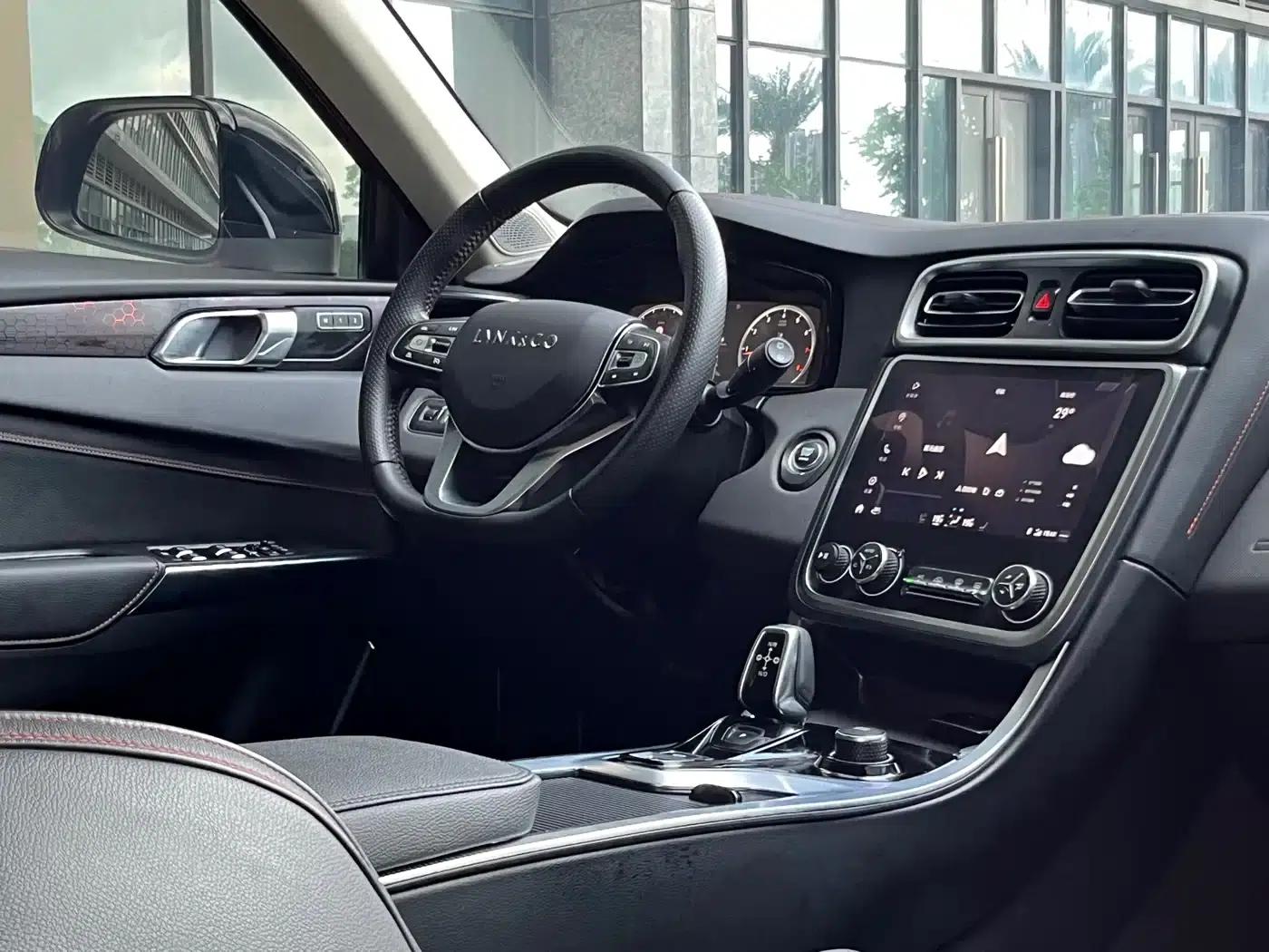 Lynk & Co 01 2019 2.0T AWD Pro Edition (China VI Emission Standard) — миниатюра 12