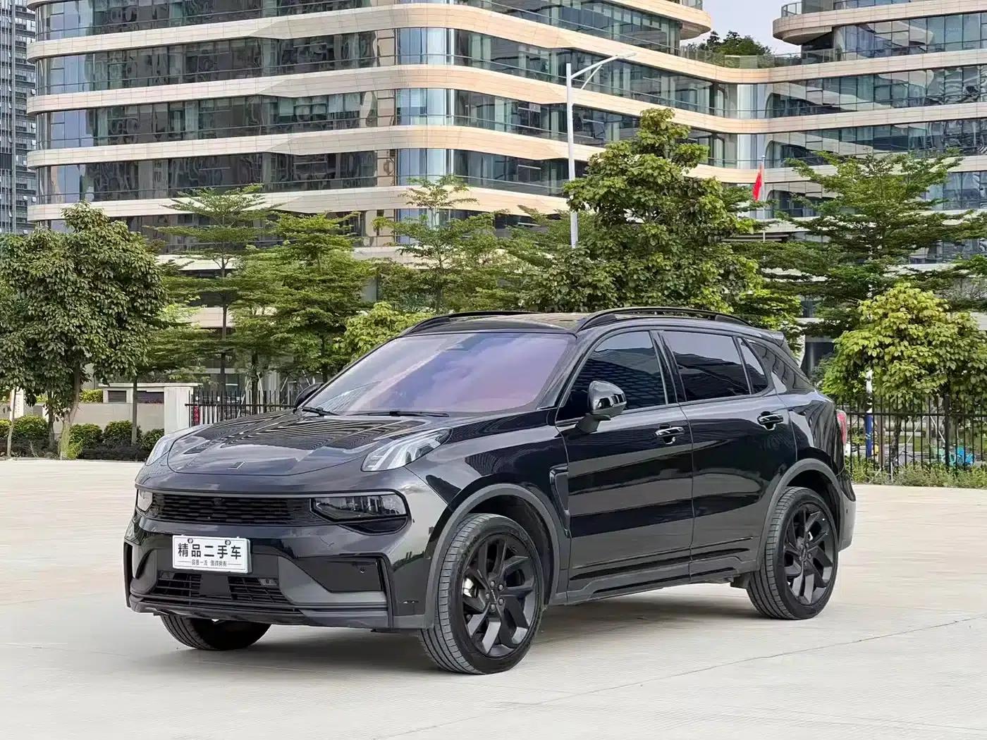 Lynk & Co 01 2023 2.0TD AWD Dark Edition — миниатюра 1