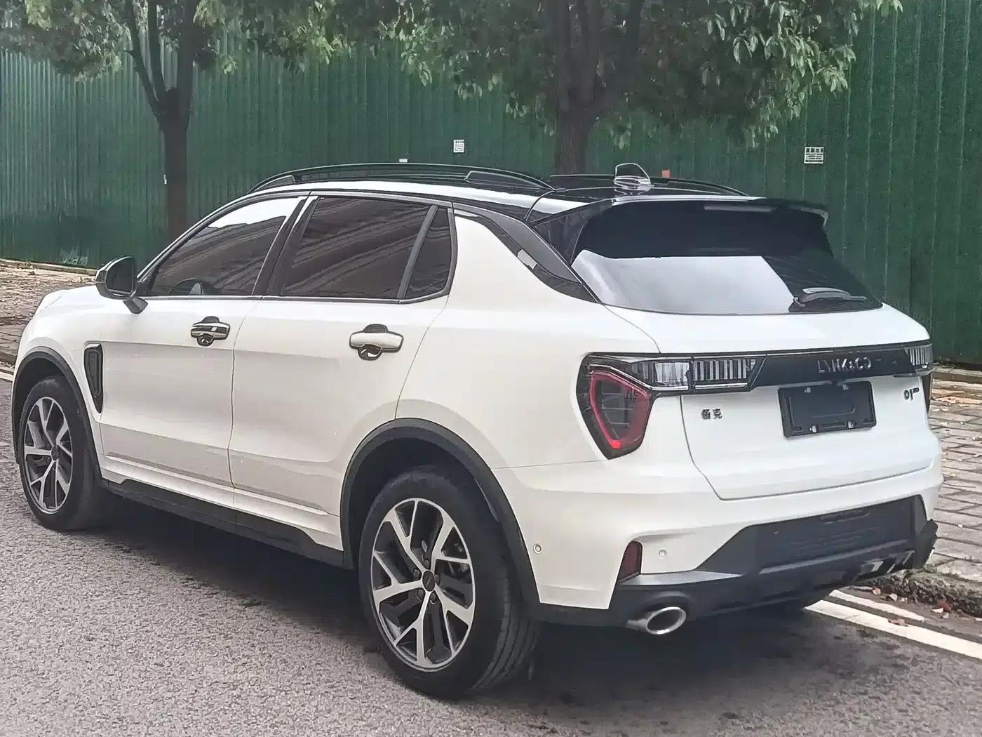 Lynk & Co 01 2021 2.0TD AWD Halo — миниатюра 18