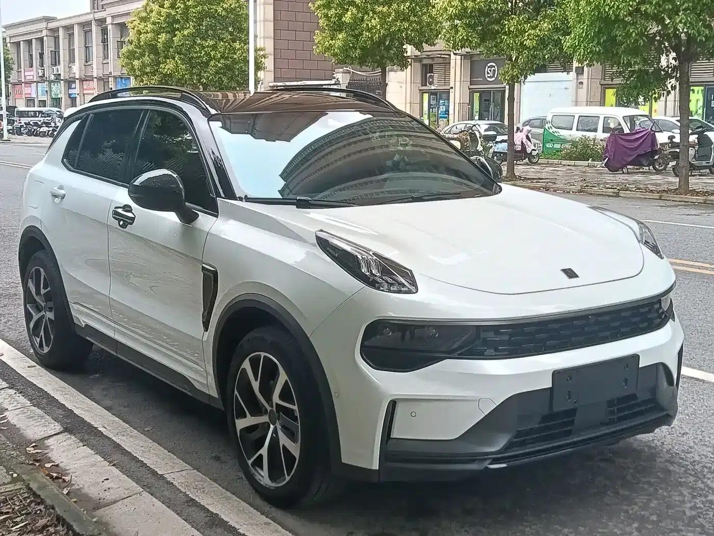 Lynk & Co 01 2021 2.0TD AWD Halo — миниатюра 3