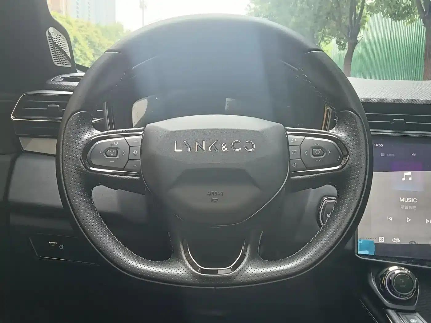 Lynk & Co 01 2021 2.0TD AWD Halo — миниатюра 7