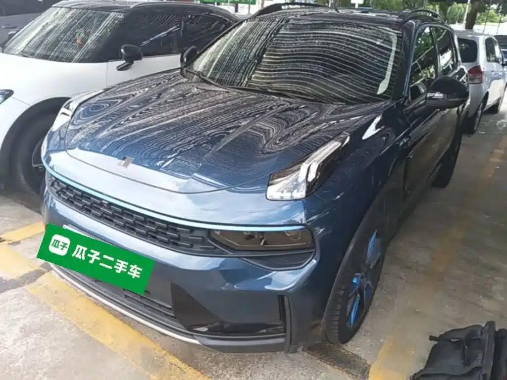 Lynk & Co 01 2021 2.0TD Two-Wheel Drive Pro — миниатюра 1