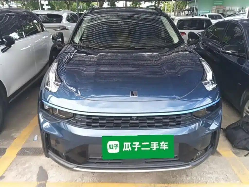 Lynk & Co 01 2021 2.0TD Two-Wheel Drive Pro — миниатюра 3