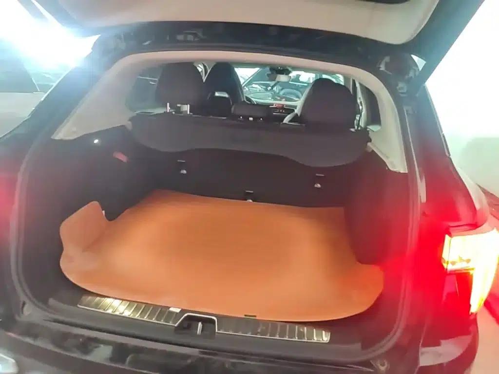 Lynk & Co 01 2019 2.0T 2WD Pro Edition (China VI Emission Standard) — миниатюра 19