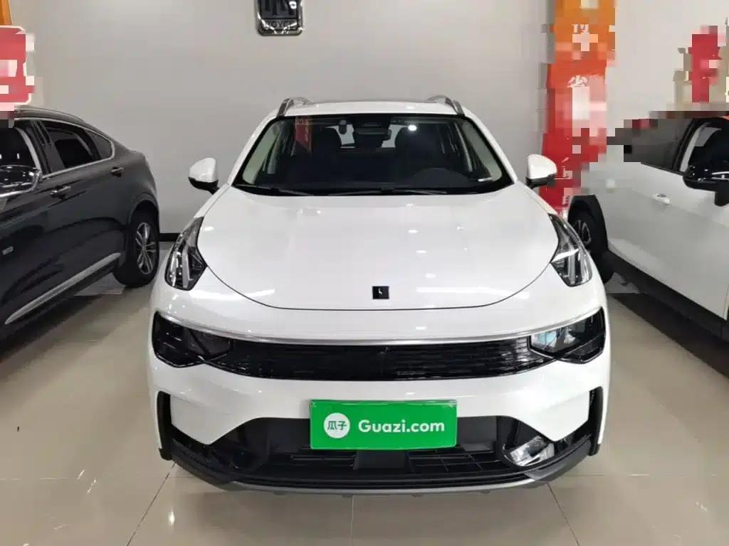 Lynk & Co 01 2024 2.0TD Two-Wheel Drive Global Edition — миниатюра 3