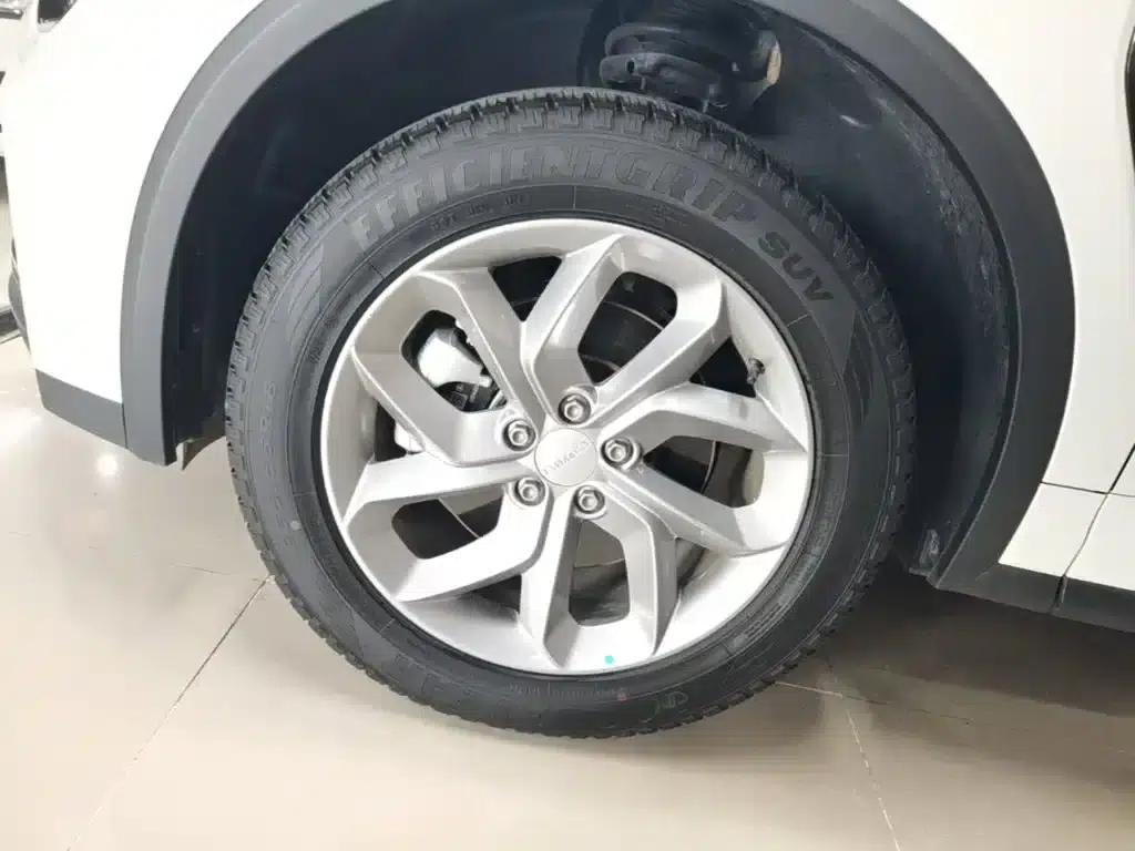 Lynk & Co 01 2024 2.0TD Two-Wheel Drive Global Edition — миниатюра 23