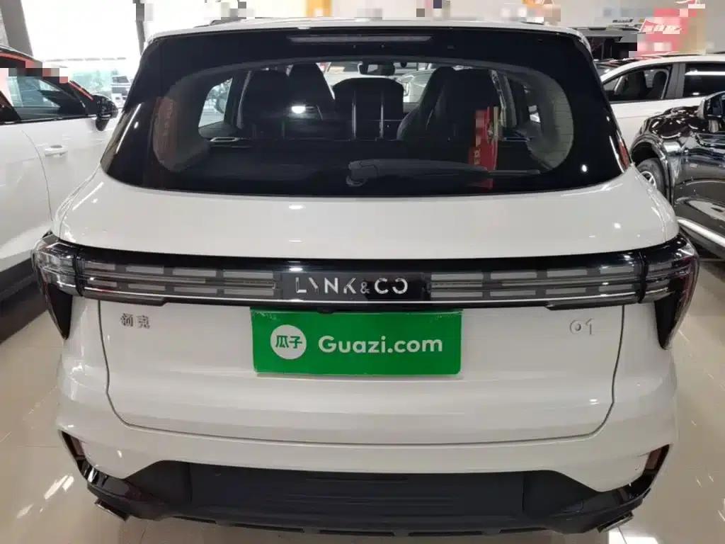 Lynk & Co 01 2024 2.0TD Two-Wheel Drive Global Edition — миниатюра 6