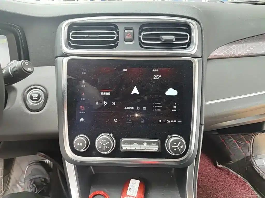 Lynk & Co 01 2019 2.0T AWD Pro Edition (National V Emission Standard) — миниатюра 13