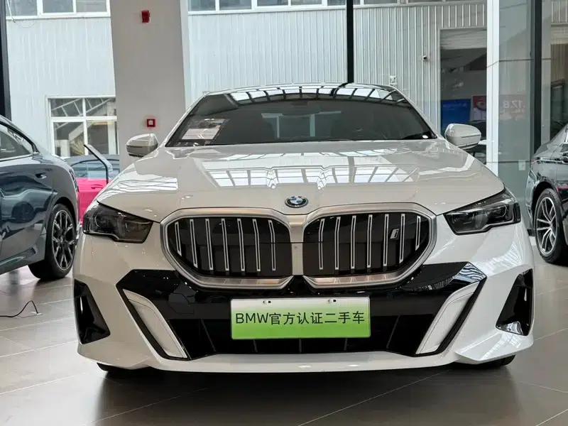 BMW i5 2024 eDrive35L M Sport Package — миниатюра 2