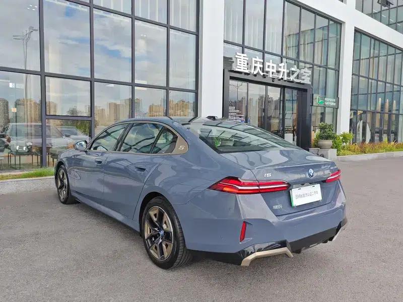 BMW i5 2024 eDrive35L Premium M Sport Package — миниатюра 5
