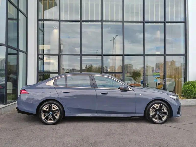 BMW i5 2024 eDrive35L Premium M Sport Package — миниатюра 7