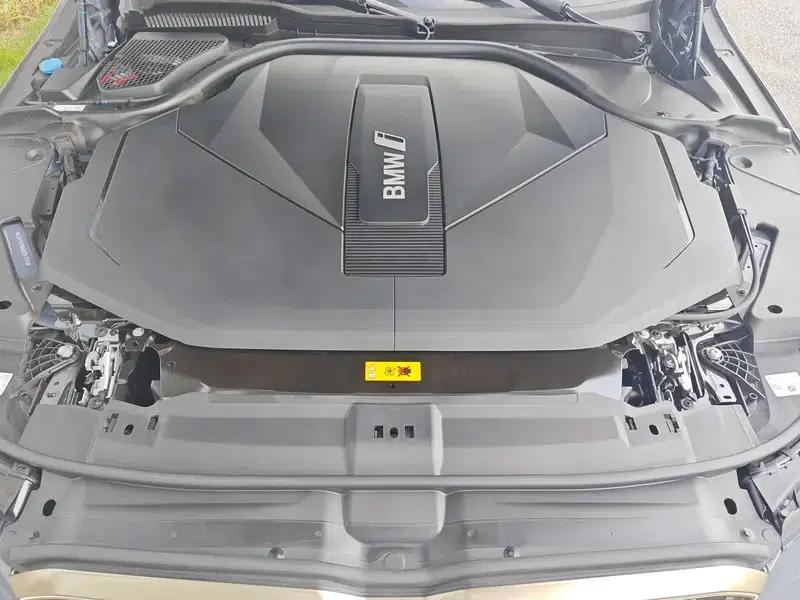 BMW i5 2024 eDrive35L Premium M Sport Package — миниатюра 9