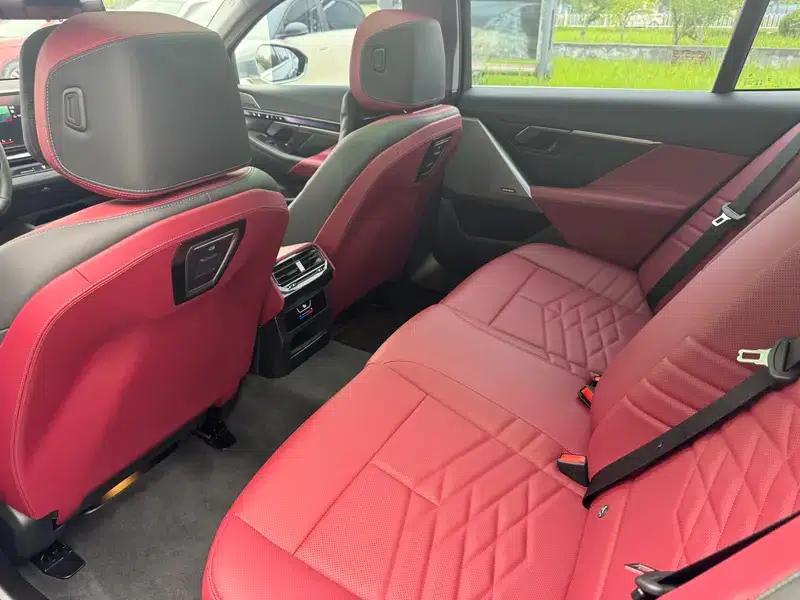BMW i5 2024 eDrive35L Premium Luxury Package — миниатюра 16