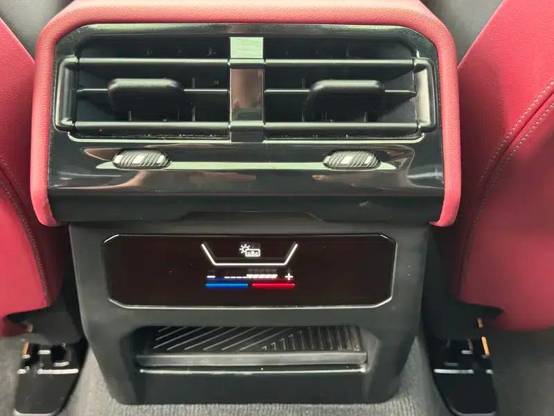 BMW i5 2024 eDrive35L Premium Luxury Package — миниатюра 6