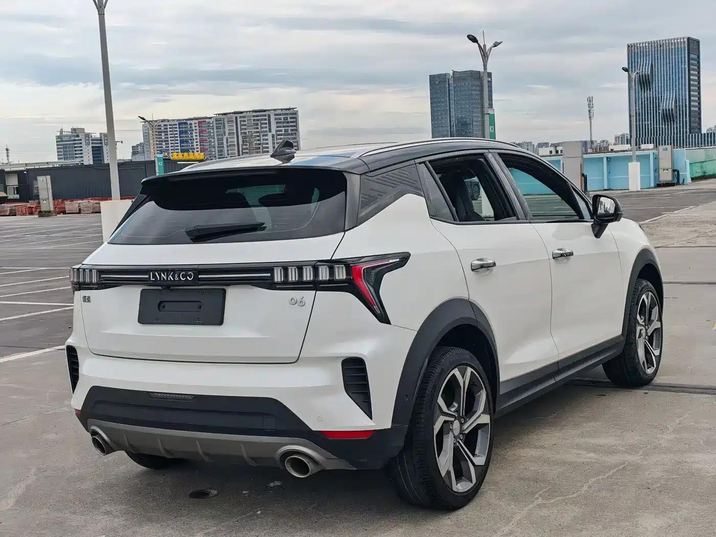 Lynk & Co 06 2023 Remix 1.5T Hero — миниатюра 5
