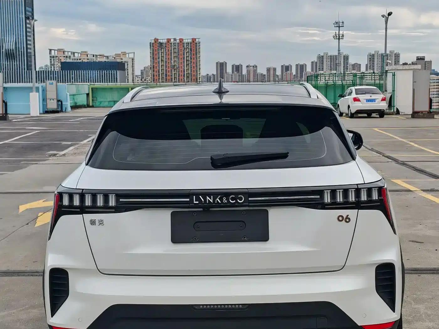Lynk & Co 06 2023 Remix 1.5T Hero — миниатюра 6