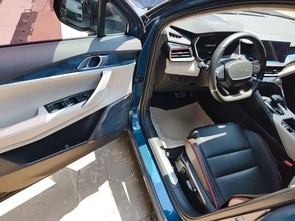 Lynk & Co 06 2020 1.5T Halo — миниатюра 16