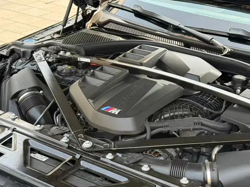 2024 BMW M3 Competition Sedan — миниатюра 8