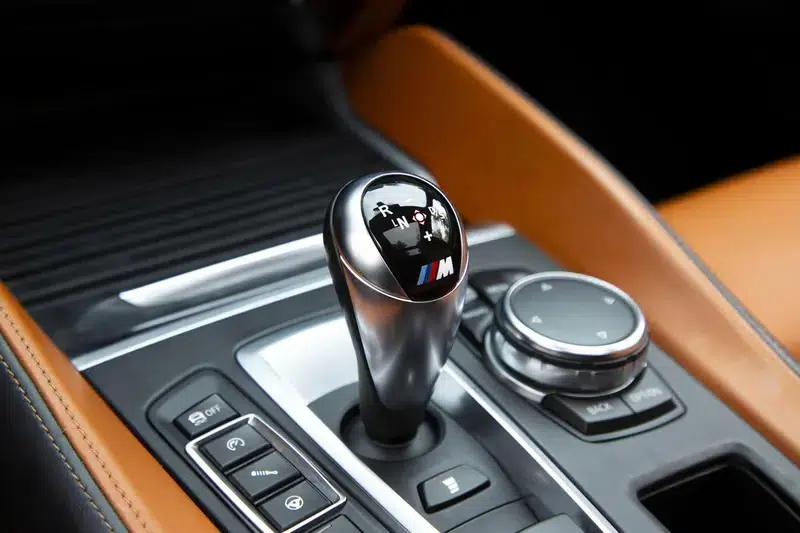2015 BMW X5 M — миниатюра 22
