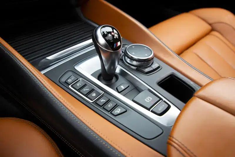 2015 BMW X5 M — миниатюра 26