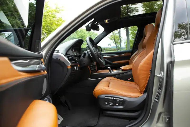 2015 BMW X5 M — миниатюра 27
