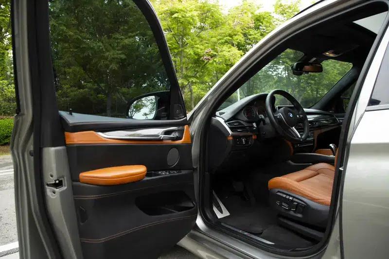 2015 BMW X5 M — миниатюра 31