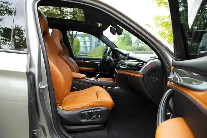 2015 BMW X5 M — миниатюра 32