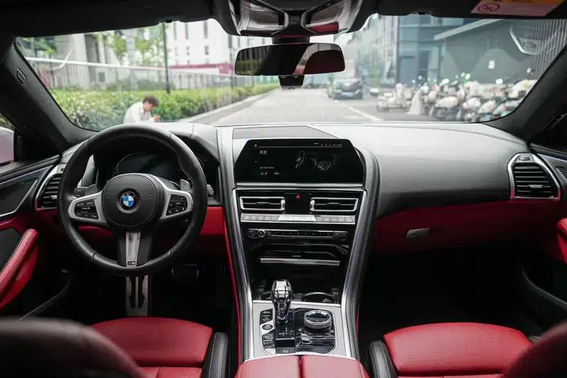 2019 BMW 8 Series 840i Gran Coupe M Sport Package — миниатюра 10