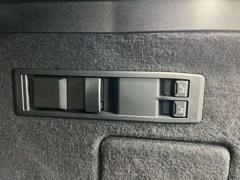 BMW iX 2023 xDrive40 — миниатюра 27