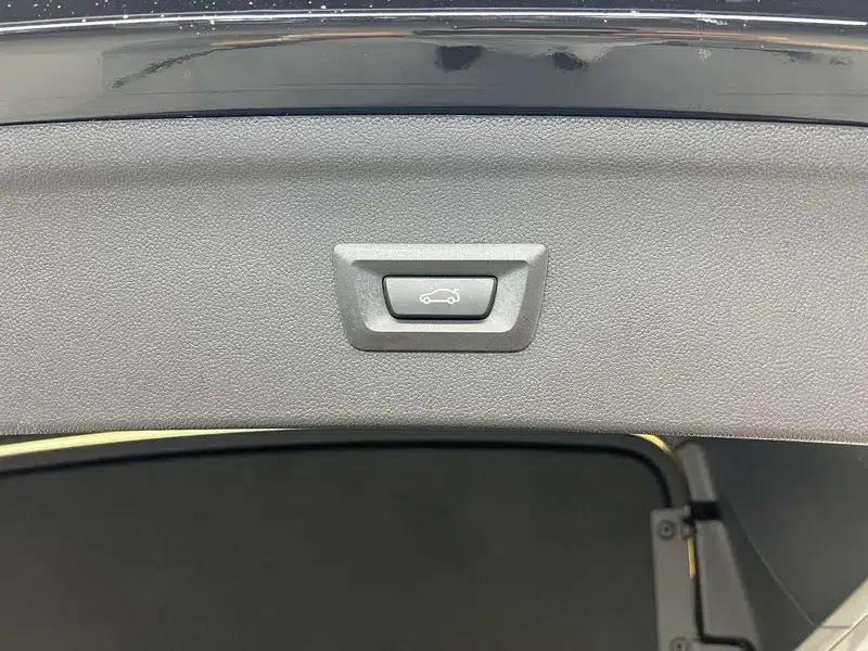 BMW iX 2023 xDrive40 — миниатюра 29