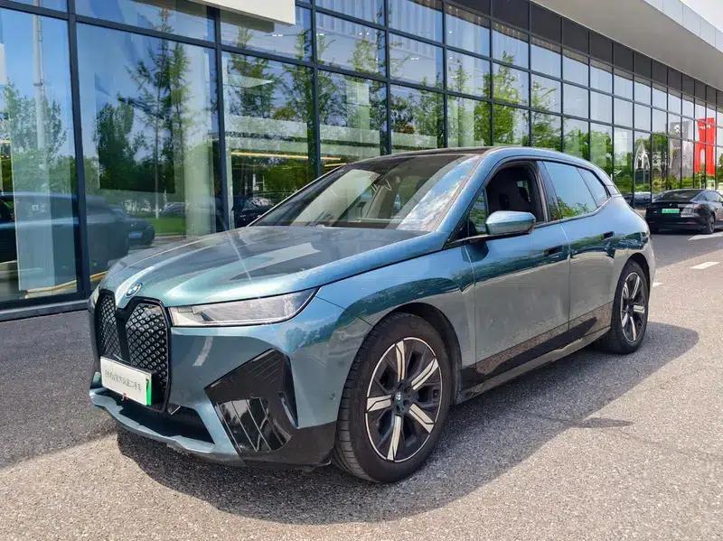 BMW iX 2022 xDrive40 — миниатюра 1